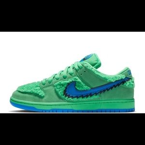 Meet your Posher, Joyce